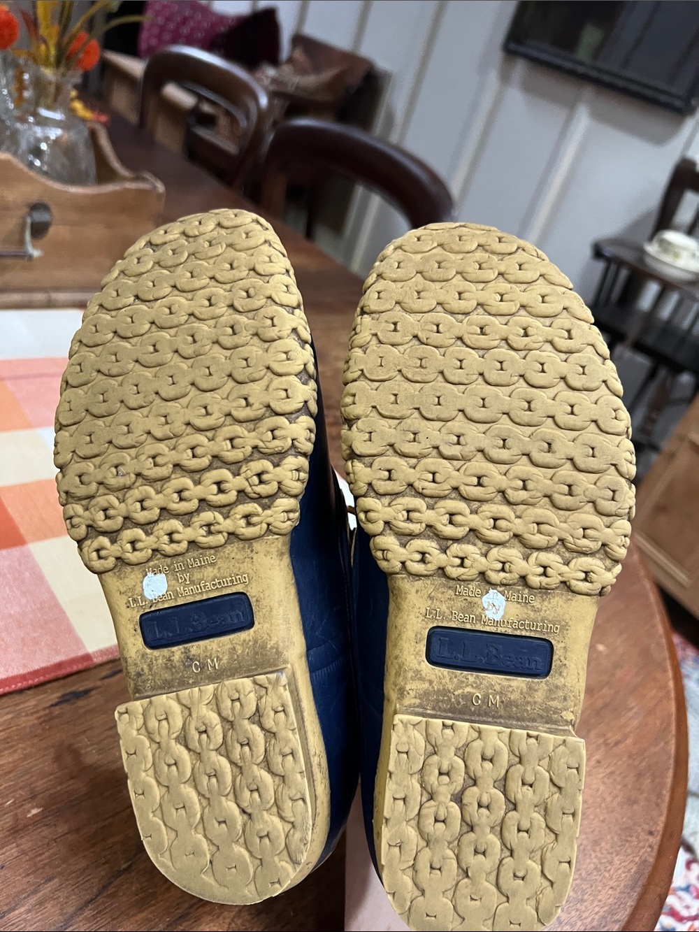 L.L. Bean Short Bean Boots - Picture 5 of 7